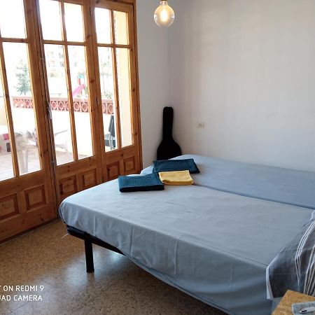 Apartament Amb Dues Grans Terrasses De 50 M2 I 16 M2 A 300 M De La Platja Сан Антони де Калоне Екстериор снимка